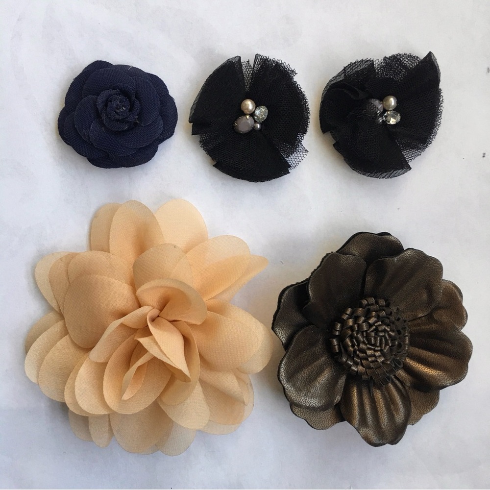 Bundle of 23 Fabric flower Brooch / Hair Clip - Picture 15 of 16